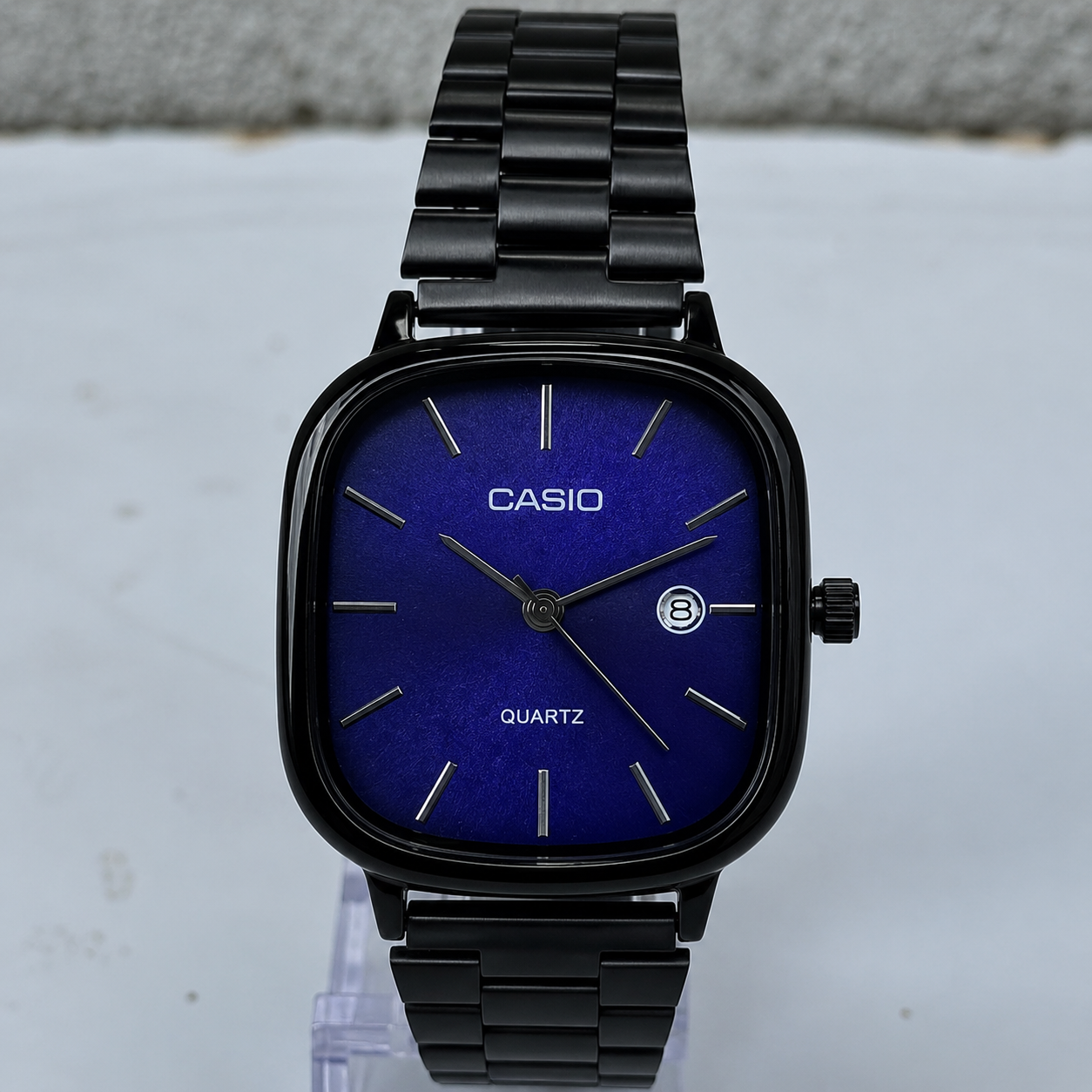 ChronoRetro™ – Relógio Vintage Quadrado Unissex – Queima de Estoque