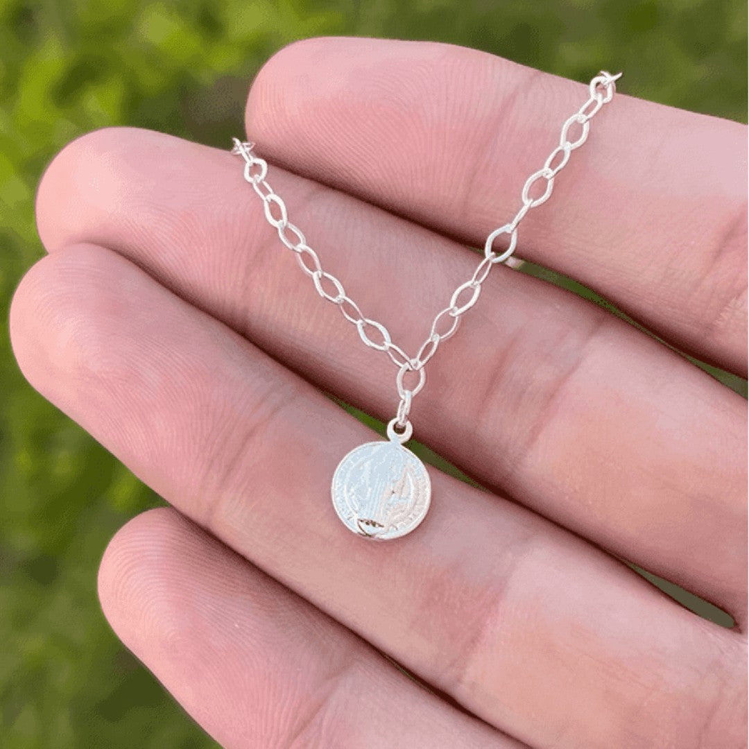 ✨ DivineProtect™ – Pulseira Feminina de Prata 925 com Medalha de São Bento