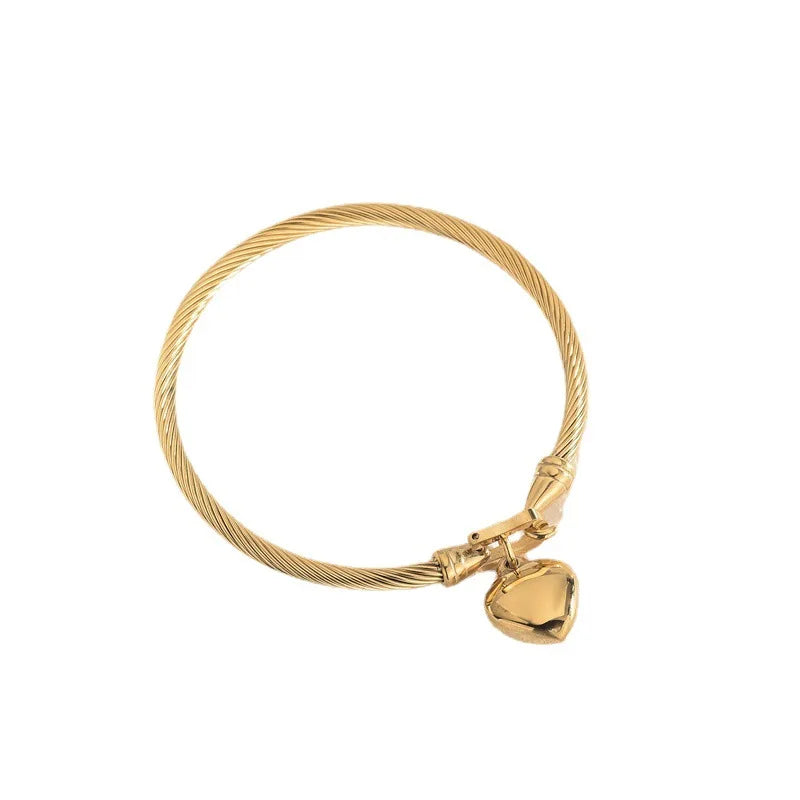 Pulseira Feminina Golden Heart Coração Aço Inoxidável Banhada Ouro 18k