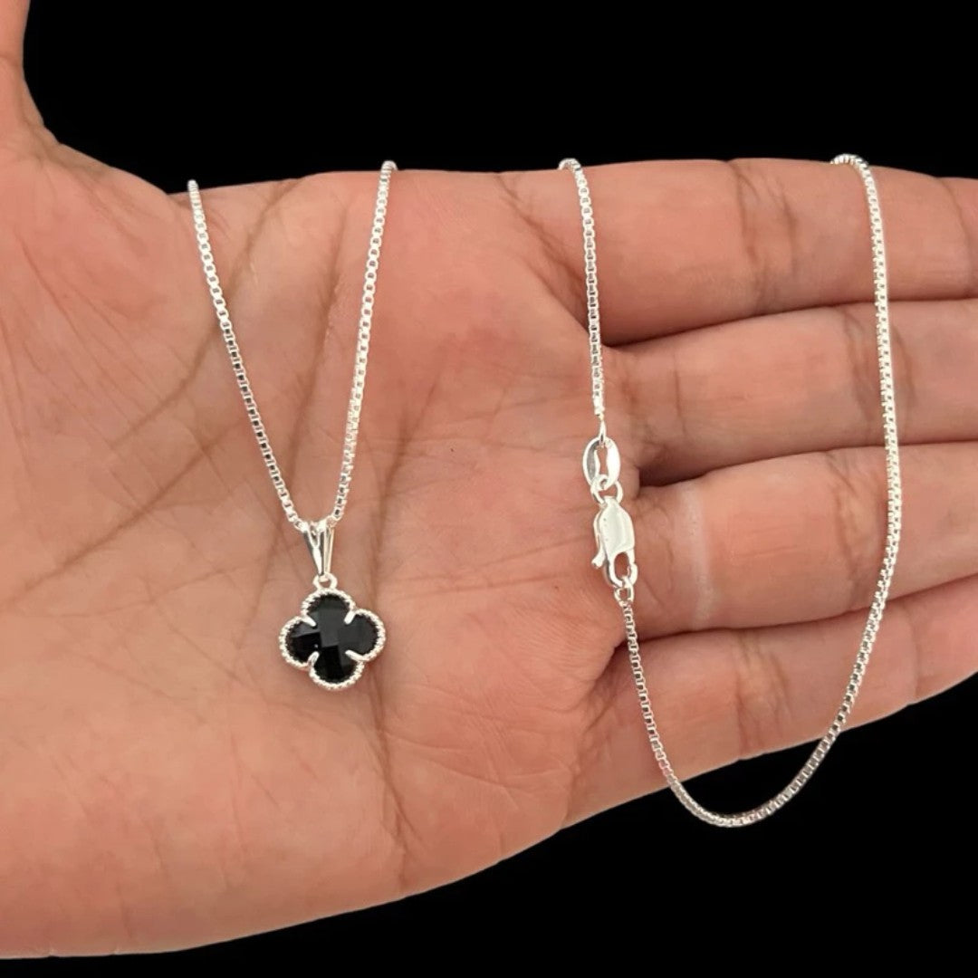 🍀 FortunaSteel™ – Corrente Masculina em Prata com Pingente de Trevo da Sorte