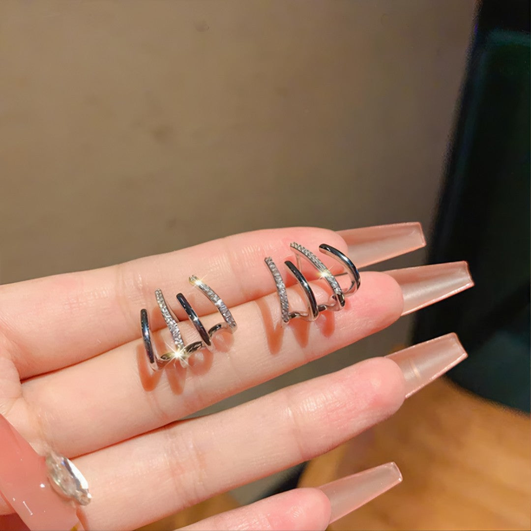 💎 GeoShine™ – Brincos Geométricos com Revestimento em Ouro/Prata e Zircônia